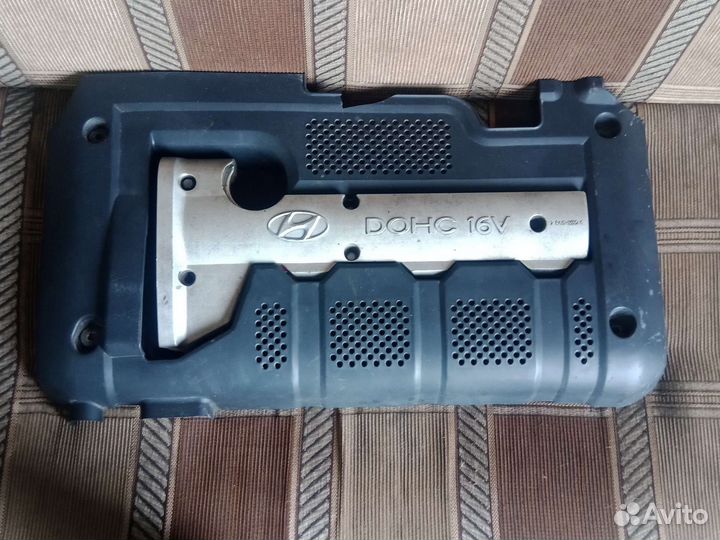 Декоративная крышка двигателя хюндай Элантра 3