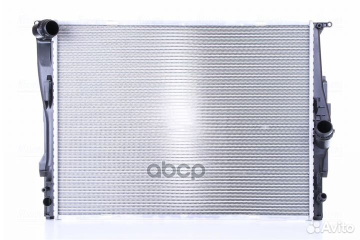 Радиатор 600x454 BMW E90/91/92/93 04- 60786A