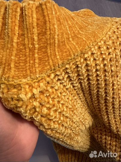 Горчичный свитер H&M