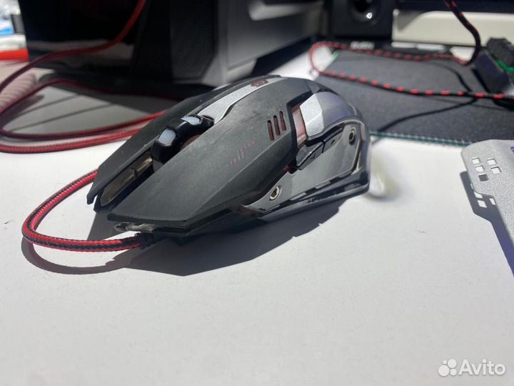 Игровая клавиатура и мышь Гарнизон