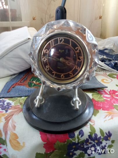 Настольные часы