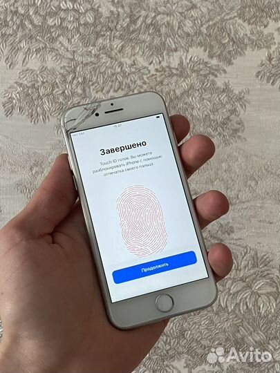 iPhone 8, 64 ГБ