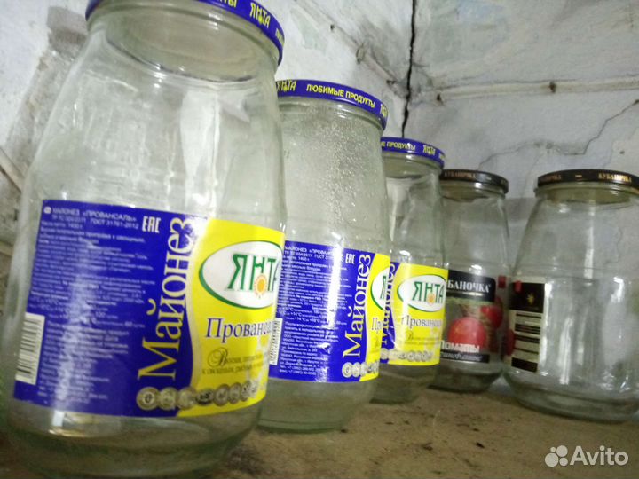 Банка стеклянная резьбовая (с крышкой)