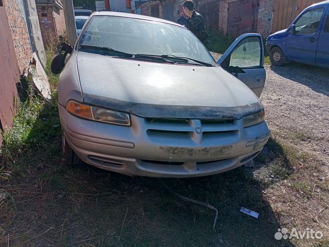 Dodge Stratus передний бампер