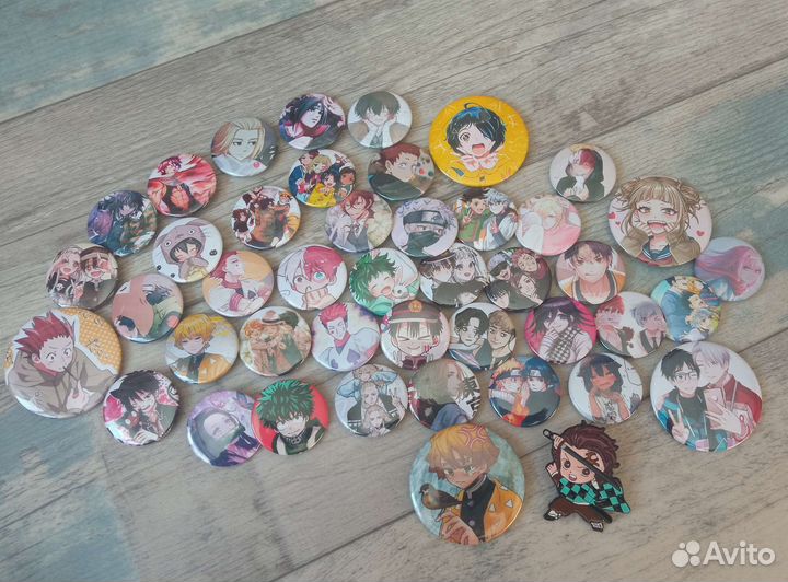 Аниме вещи (постеры, значки)