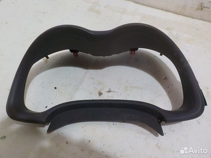 Накладка на торпеду toyota corolla 150