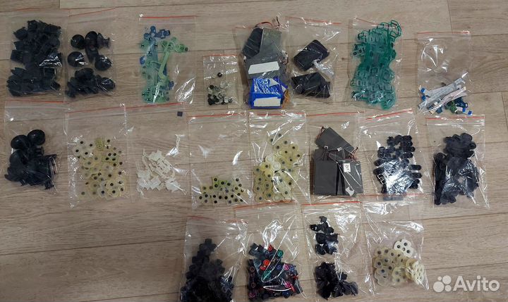 Запчасти на геймпады PS3,PS4