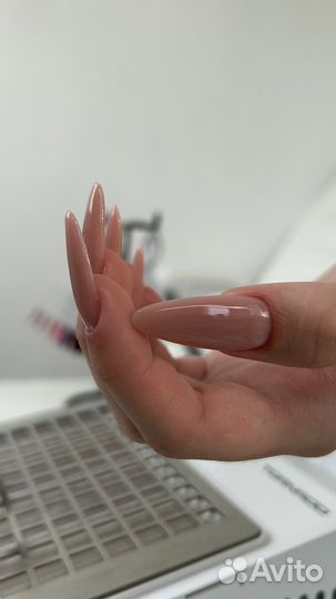 Маникюр наращивание ногтей педикюр