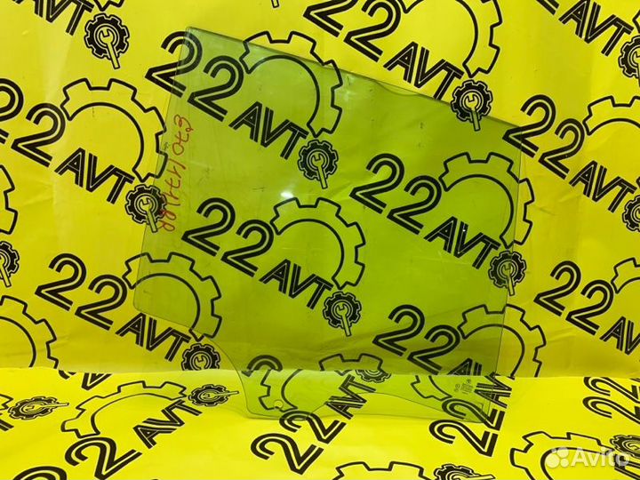 Стекло заднее правое Bmw X5 E70 M57D30 2008-08-07