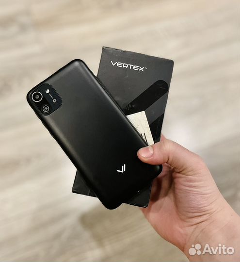VERTEX Luck L130, 2/16 ГБ