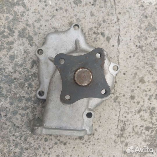 Помпа на Nissan Almera