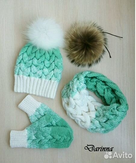 Вязаная шапка, снуд, варежки