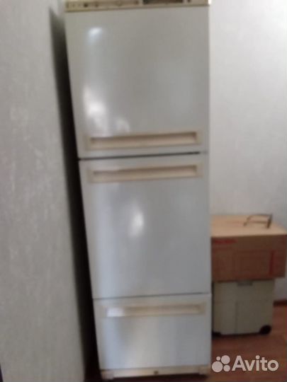 Холодильник стинол трехкамерный