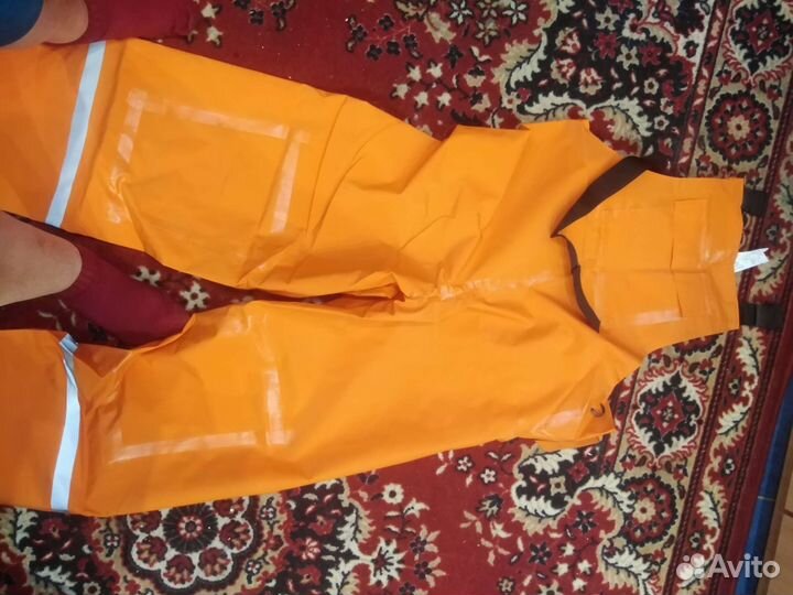 Костюм водонепроницаемый