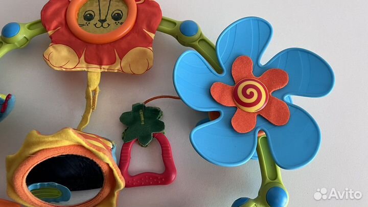 Игрушка на коляску