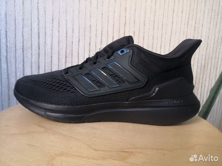 Кроссовки мужские Adidas EQ21, размер 12 US