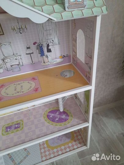 Большой кукольный дом