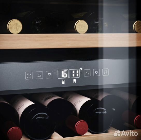 Винный шкаф Dometic C46B Classic