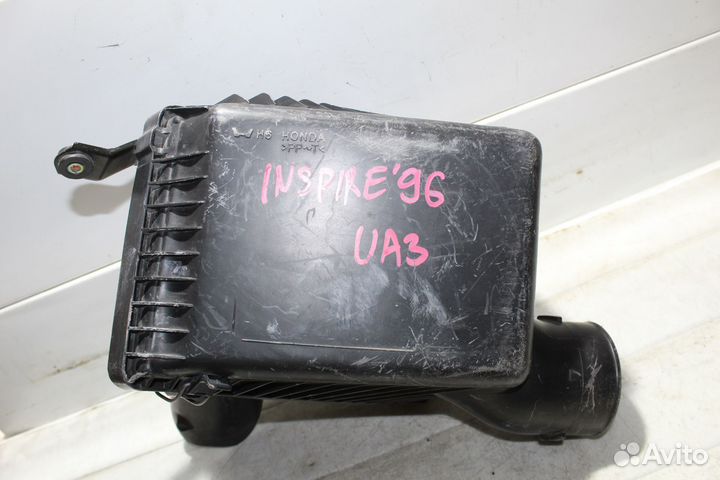 Корпус воздушного фильтра honda inspire UA3 C32A