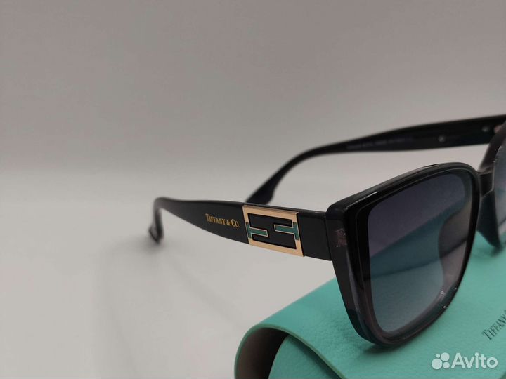 Солнцезащитные женские очки Tiffany&Co