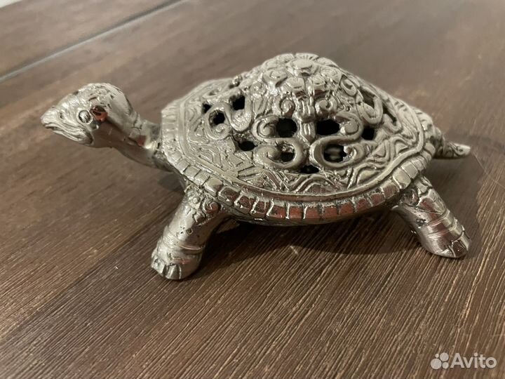 Черепаха винтажная Бали