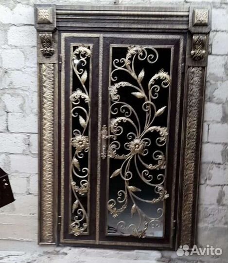 Дверца для дома