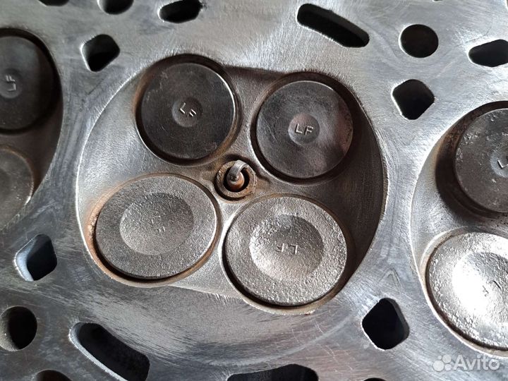 Головка блока целиндров мазда MPV 2.3