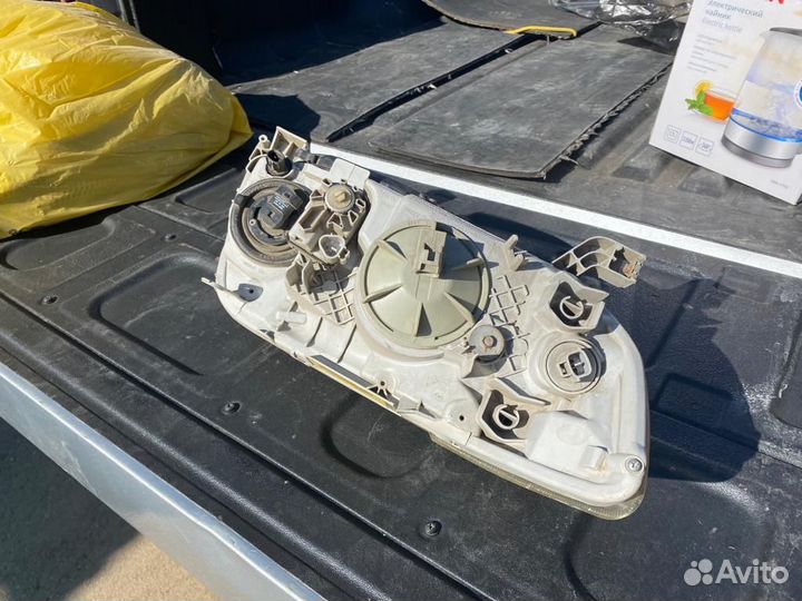 Фара для Тойота Королла