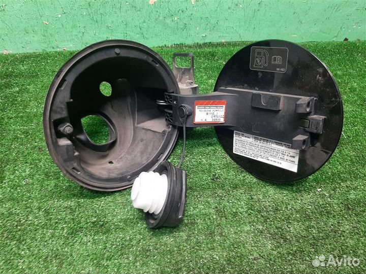 Лючок топливного бака Opel Zafira C 2014