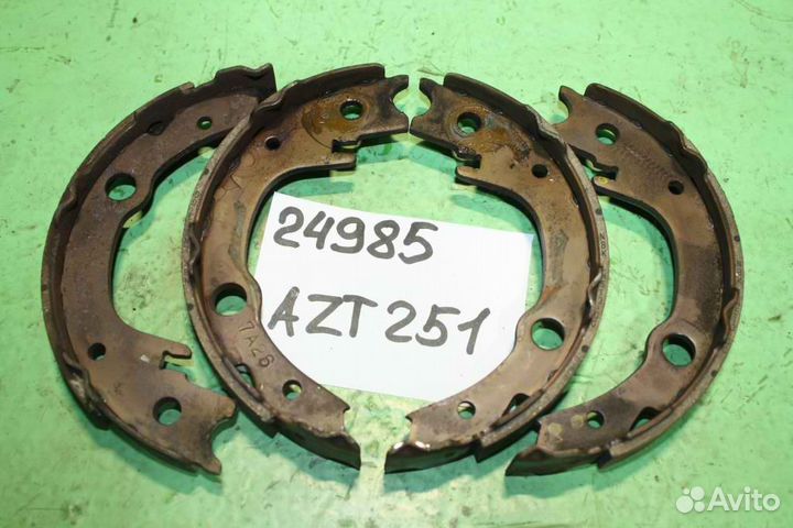 Колодки toyota avensis AZT250W 1AZ-FSE задние