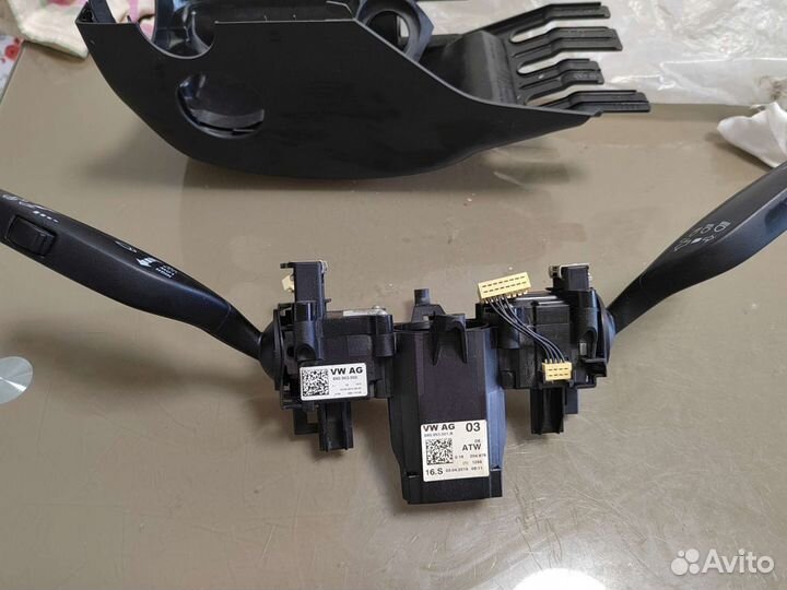 Блок подрулевых переключателей стрекоза для Q3