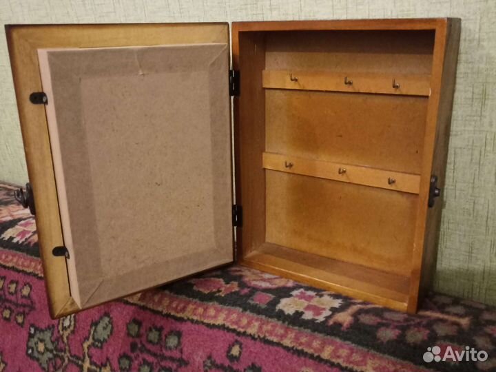 Коллаж-ключница 