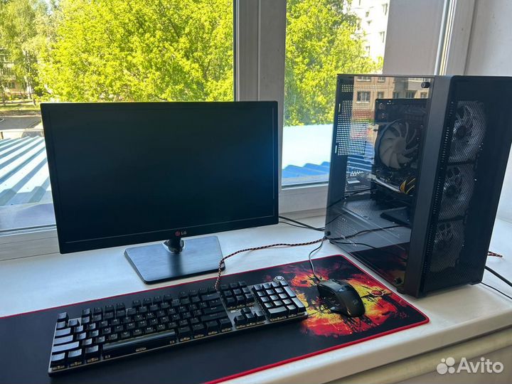 Комп для игр:Lg 22д/i7 10700/16gb ddr4/rx580 8gb