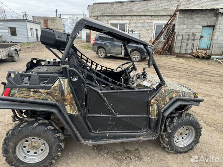 Polaris RZR 800 ranger