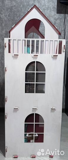 Домик кукольный с мебелью