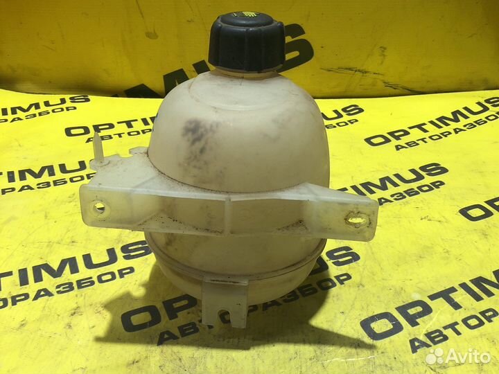 Расширительный бачок LADA Largus