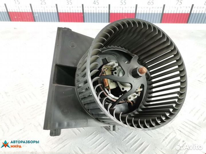 Моторчик печки Volkswagen Golf 4 2001 1J1819021C