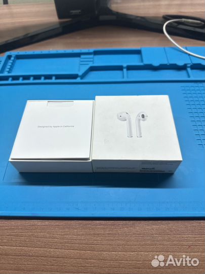Коробка от наушников airpods