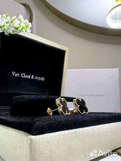 Серьги пусеты Van cleef