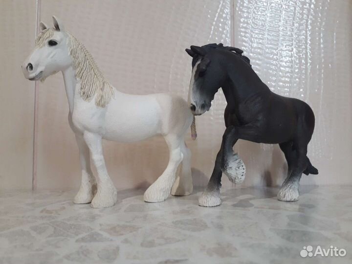 Семьи лошадей Schleich