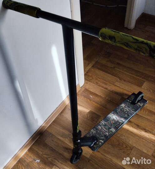 Трюковой самокат