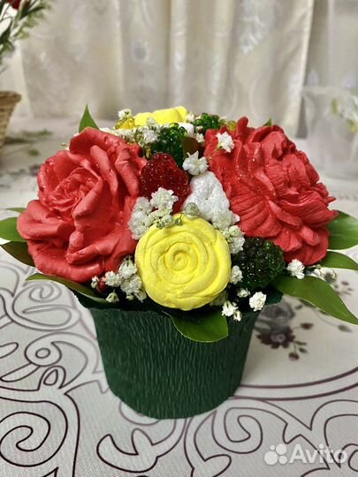 Сладкий букет из зефирной пастилы и маршмелоу