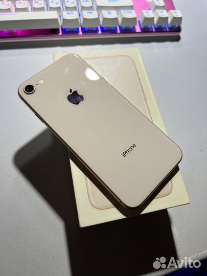 iPhone 8, 64 ГБ