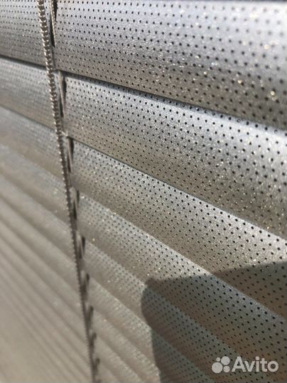 Жалюзи горизонтальные алюминиевые