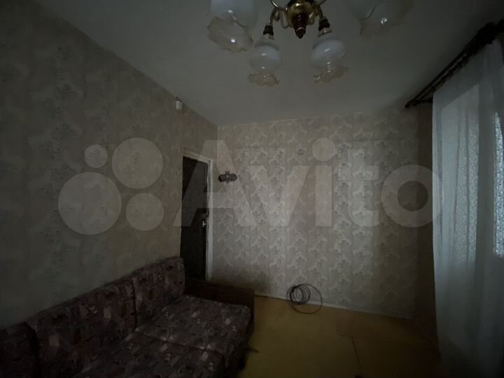 Комната 20 м² в 3-к., 2/16 эт.