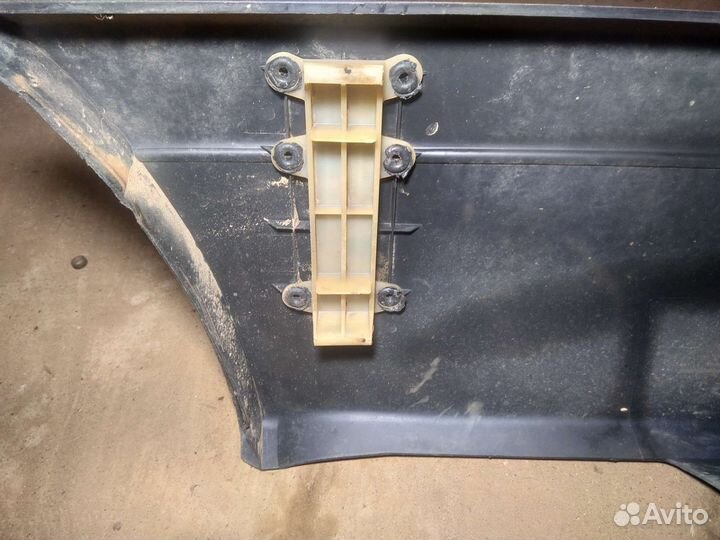 Задний бампер под фаркоп Audi 80 b3