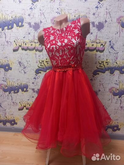 Платье на праздник