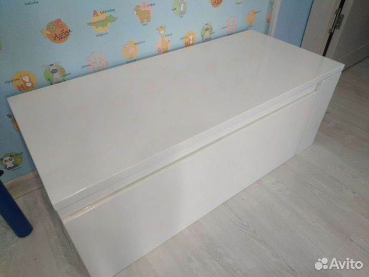 Тумба навесная