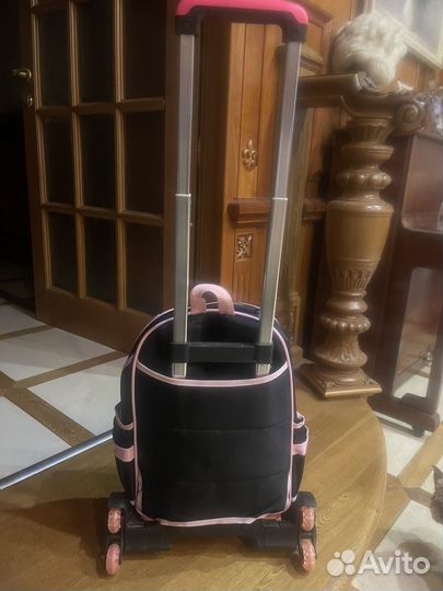 Рюкзак для девочки на тележке