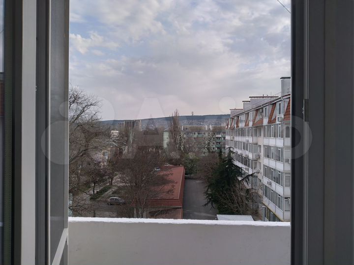 1-к. квартира, 40 м², 5/5 эт.